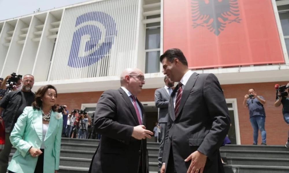 Αλβανία: Αμερικανός αρμόδιος για Ευρωπαϊκές υποθέσεις απέφυγε τον Ιλίρ Μέτα